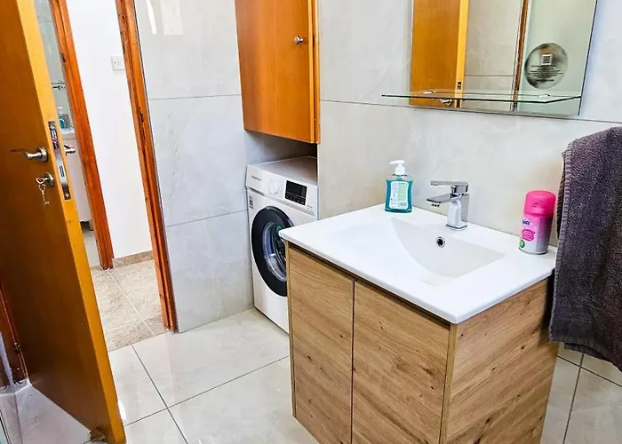 Central City Rooms Проживання в сім'ї *